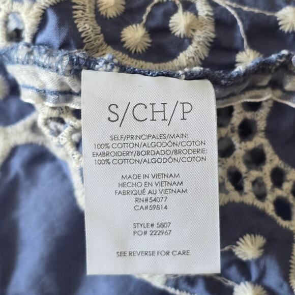 Cabi Embroidered V-Neck Eyelet Lace Top Sz S Blue White Short Sleeve Minimalist - Picture 8 of 8